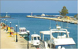 Georgioupolis: Hafen und Einfahrt - Copyright (c) 2007 Ingo H. Dietrich