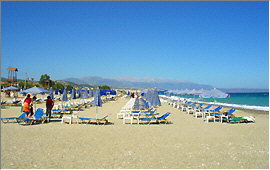 Platanias (Rethymnon): Westward view along the beach - Copyright (c) 2008 Ingo H. Dietrich