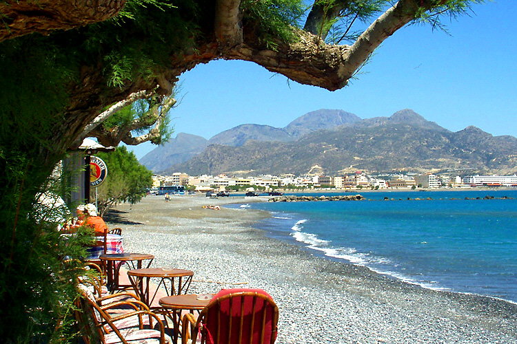 Ierapetra: Uferpromenade und Strand